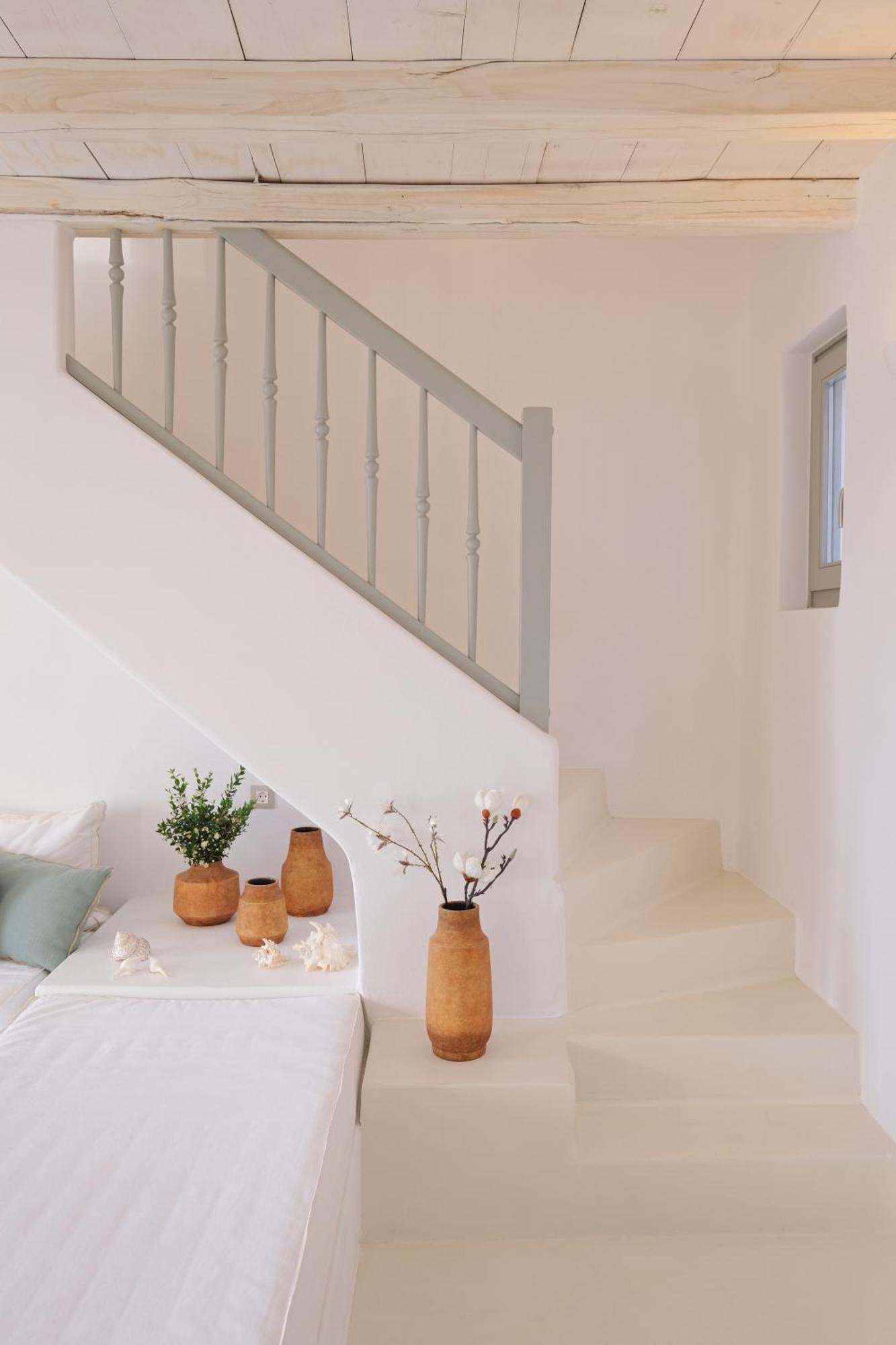 Odyssey Rock Milos Sunset Suites Plaka  Exterior photo