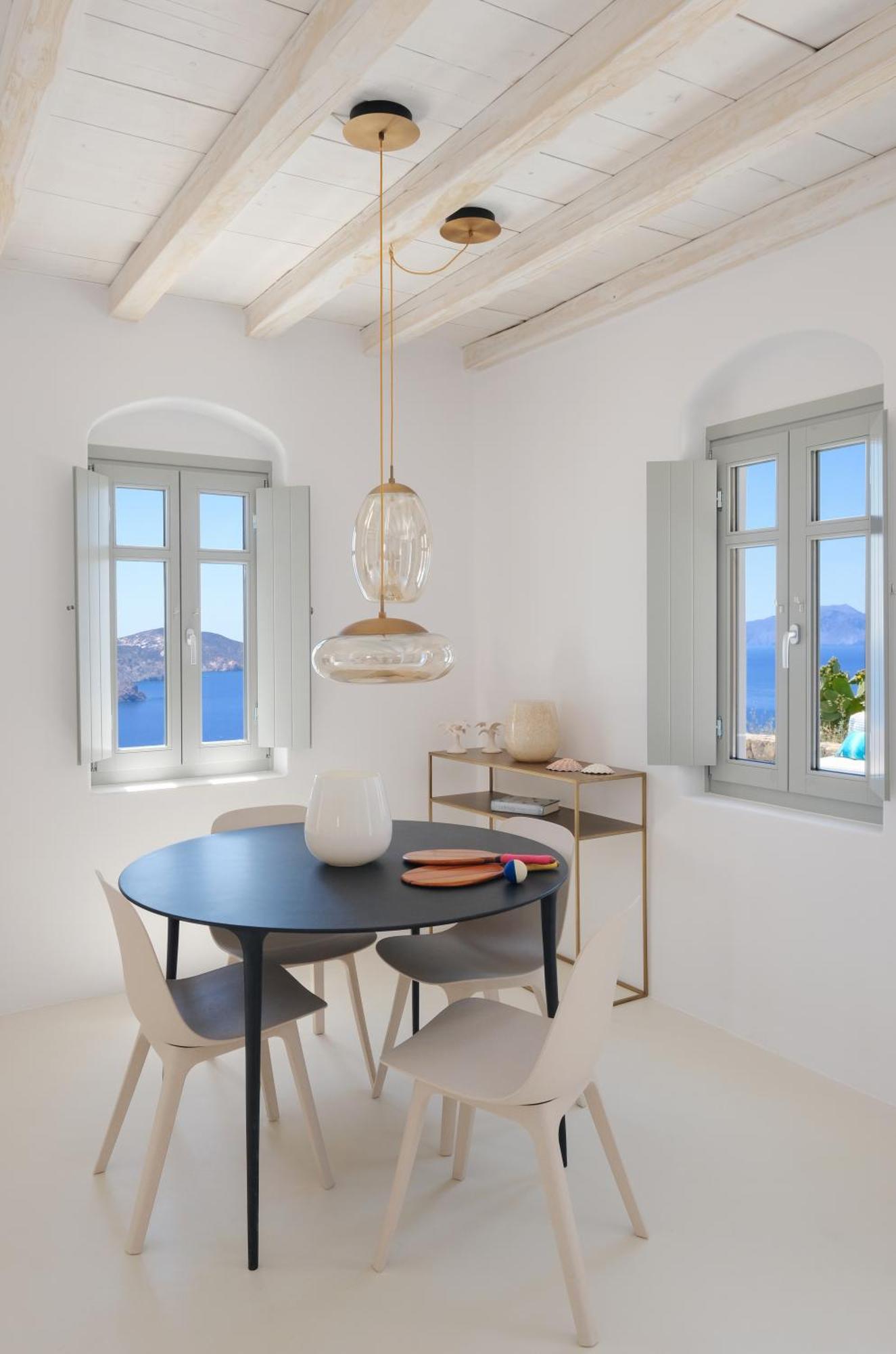 Odyssey Rock Milos Sunset Suites Plaka  Room photo